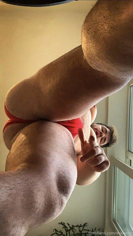 You??Yes, you... check DM?⚠️