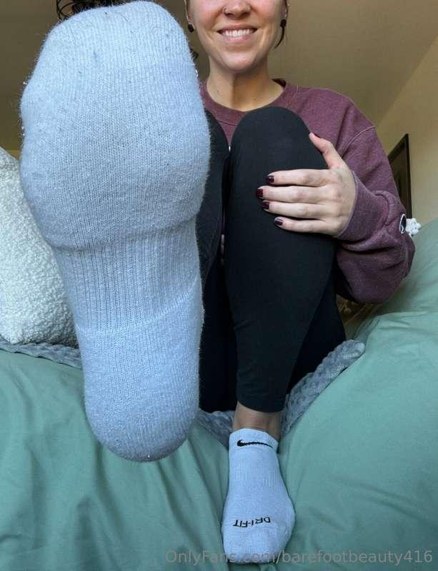 how many days are “too” many days to wear socks?🤍 asking for..