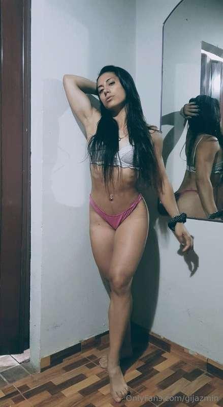 ❤️‍🔥@Yessicafit 😈