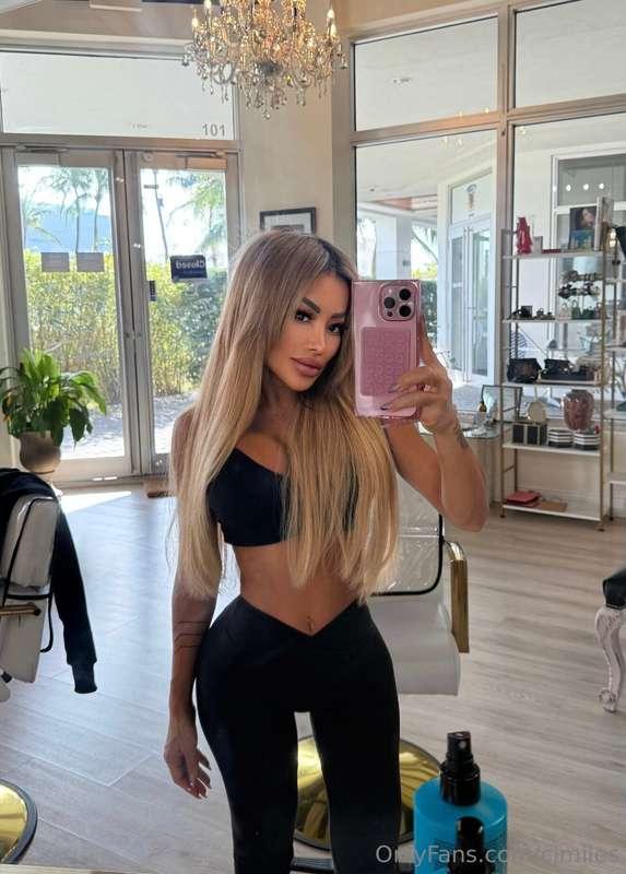 Do you like my hair color? 