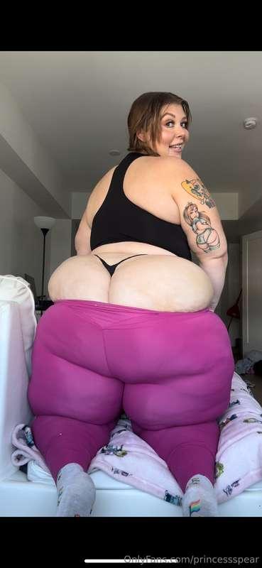 Look out for my dm tonight 👀👀 new video of teasing in my tig..