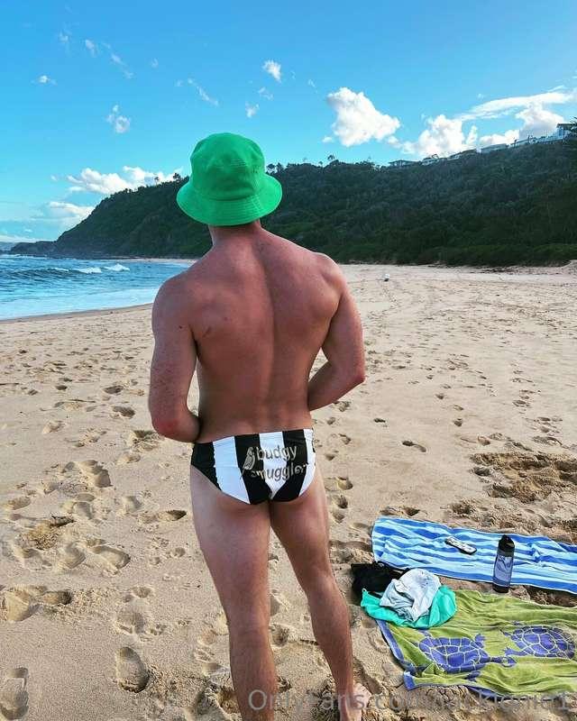 Let me love you to the beach & back my sweetie! 😏