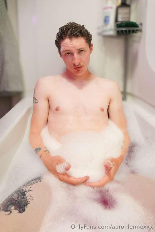 aaronlennoxxx image #0