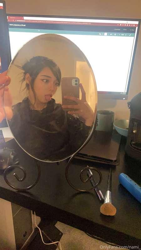 Mirror selfie 🥰