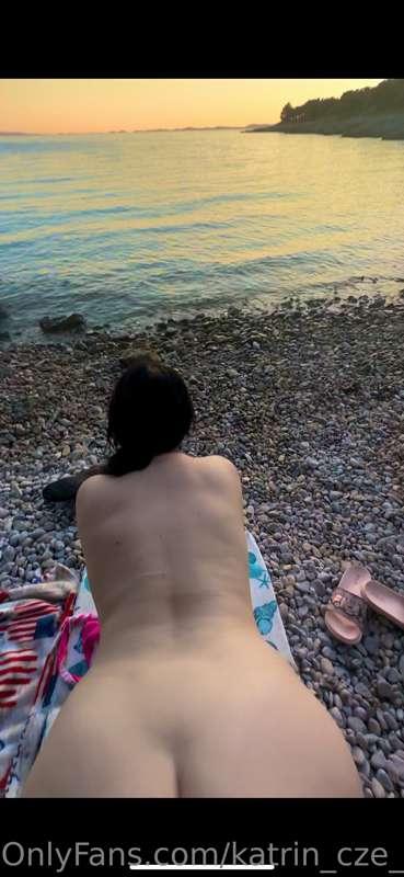 nove video brzo ve zprabe z plaze z Chorvatska jak me naklad..