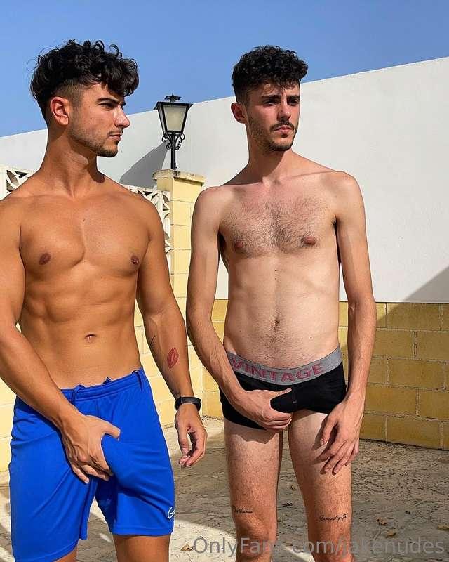 We are hot 🥵 With @freddysex69