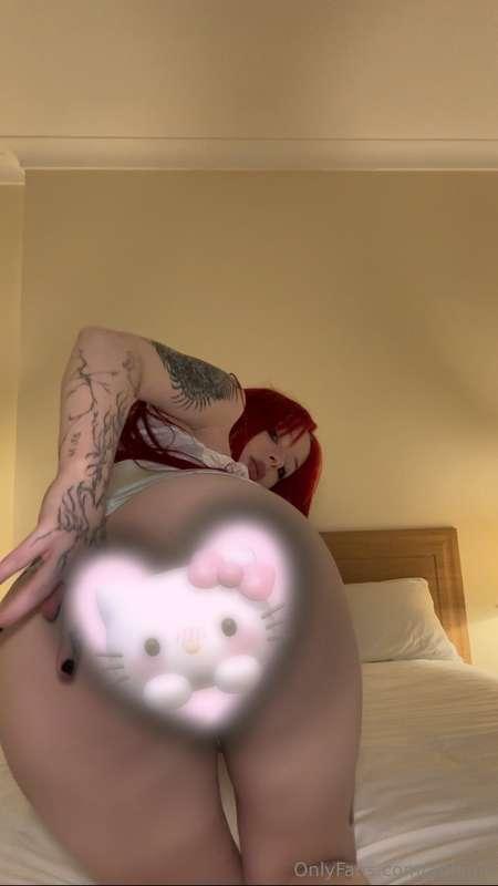 video of my first time ever trying out a butt plug is now in..