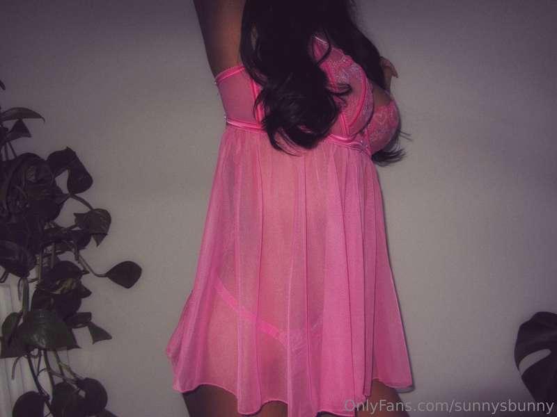 slip your hand underneath my pretty pink dress 😍