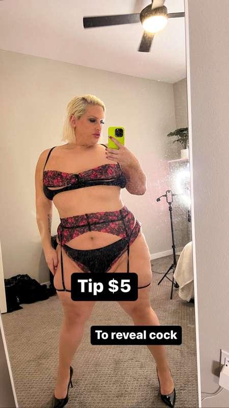 Mommy’s new lingerie