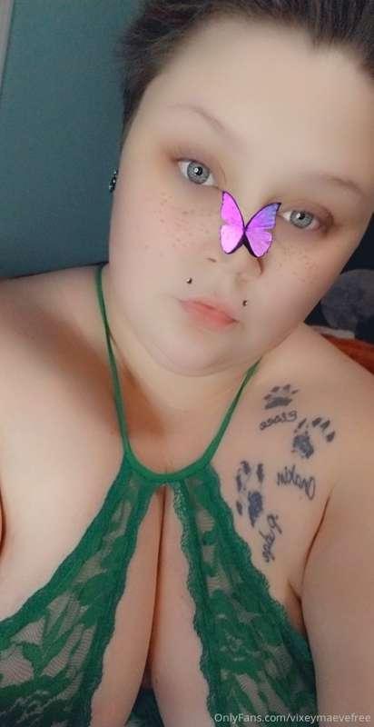 Butterfly kisses 💗