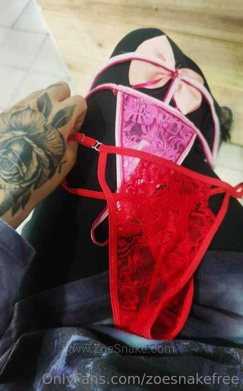 Help me decide! I have a date and I don't know what to wear:..