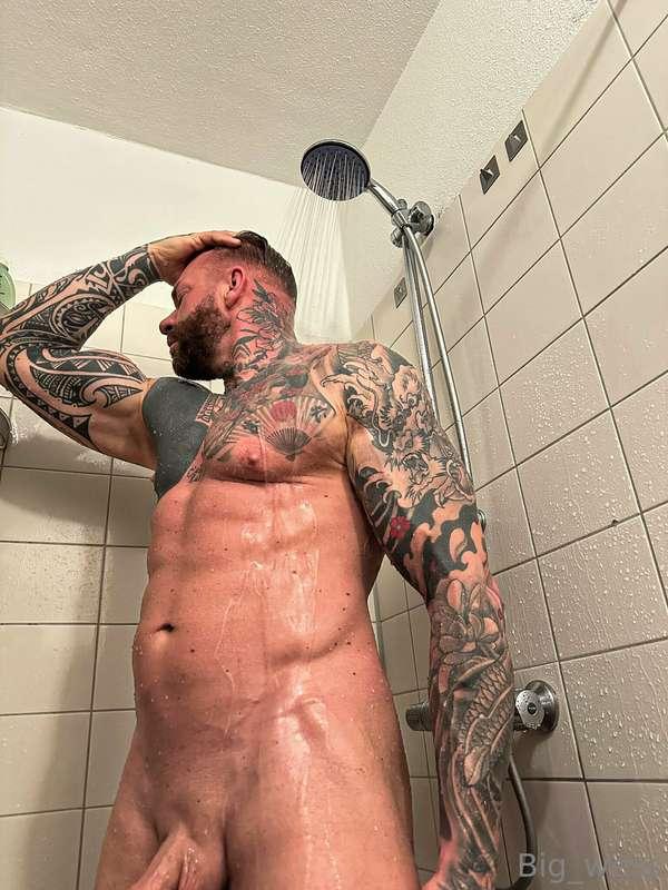 Come shower with me 😈