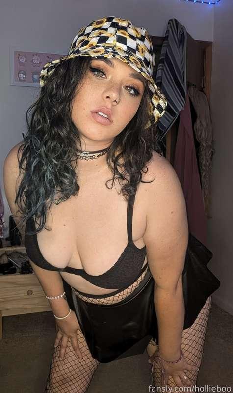 Heyyyyy 


#egirl #pussy #boobs #pawg #young #cute #milf #hotmom #naughty #fyp 