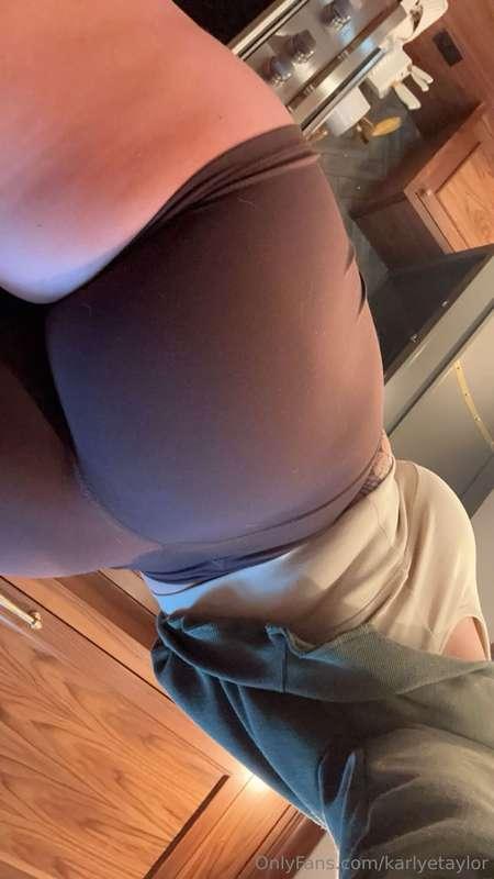 my 🍑 wanted to say top of the morning to ya ;)