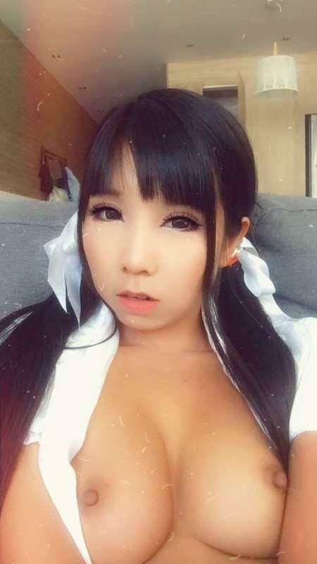 Same cute schoolgirl but with bewbs out