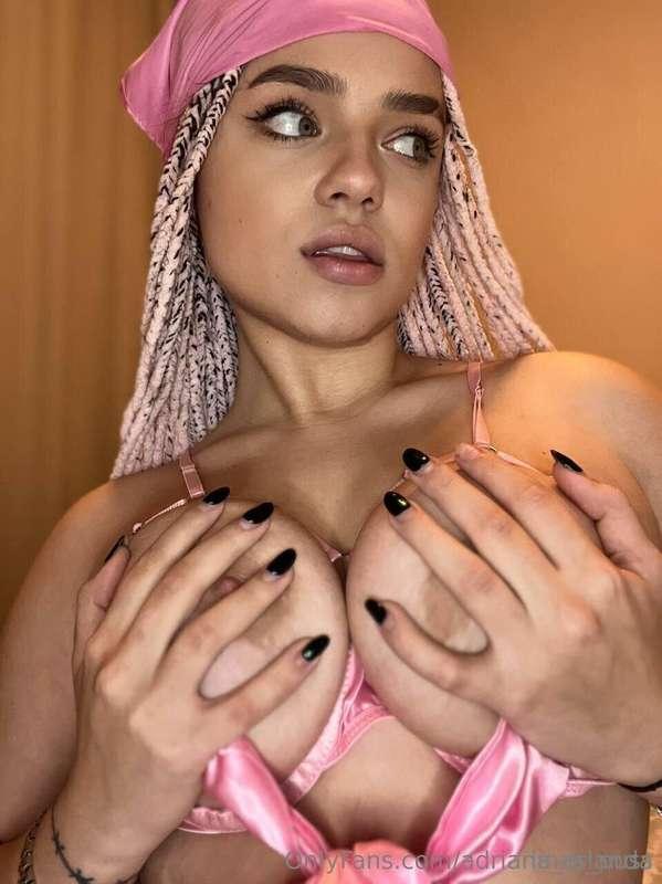 BADASS 18 YO CRAZY NYMPHO @adriana_orlanda 💦💖🔥 HOTTIE WITH H..