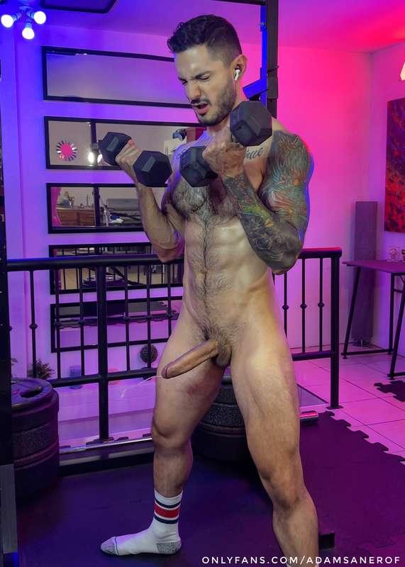 # One more time! 1 or 2? 🥵 ***Pick your favorite workout cum..