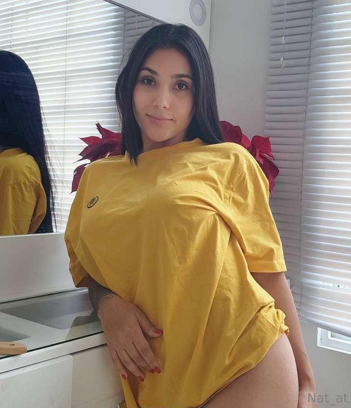 I need some attention today, can I dance for you ?