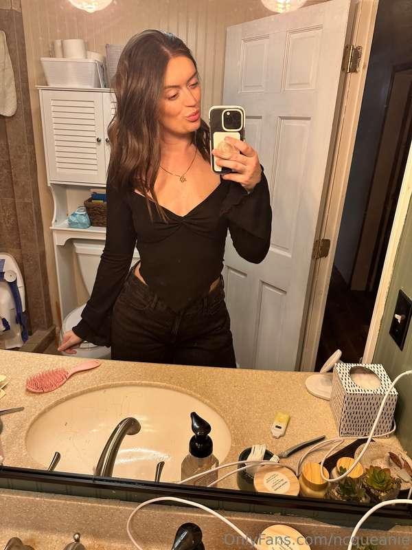 Night out… hope I get @misterncqueanie to fuck my ass when I..