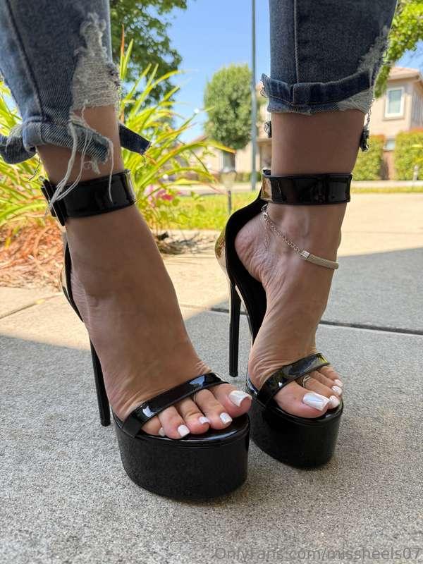 missheels07 image #0