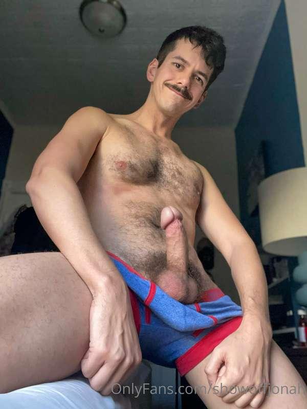 Fuck am I horny today. Already came this morning but I reall..