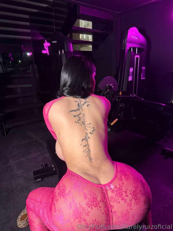 Muy buenas y ricas noches mis amores que videito quieren que..
