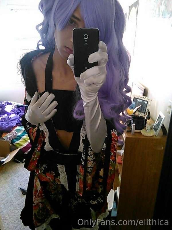 Happy Thursday. 😘 Here's some more throwback material since ..