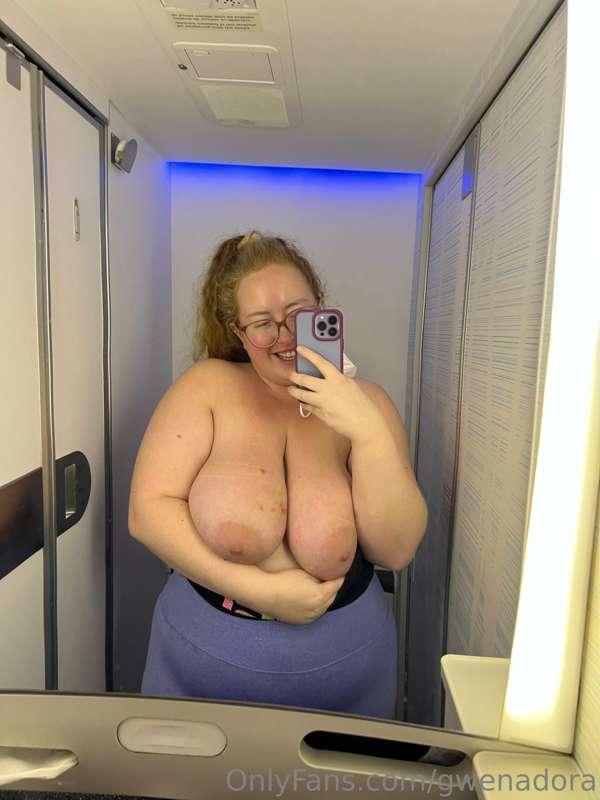 Hi cuties!! Long time no chat - I’ve been travelling! I had ..