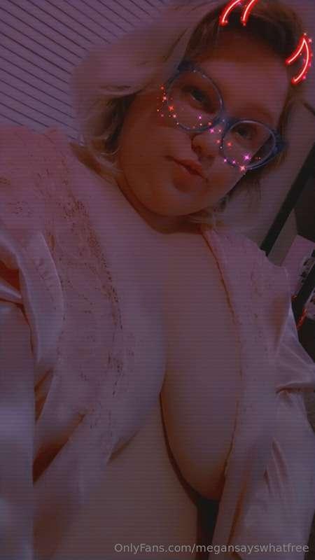 Happy Friday! @megansayswhatt 