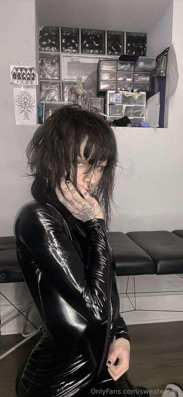 sweatergoth image #10