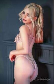 🍆🍑Sandy hair, ingenuous face, delicate body, captivating blu..