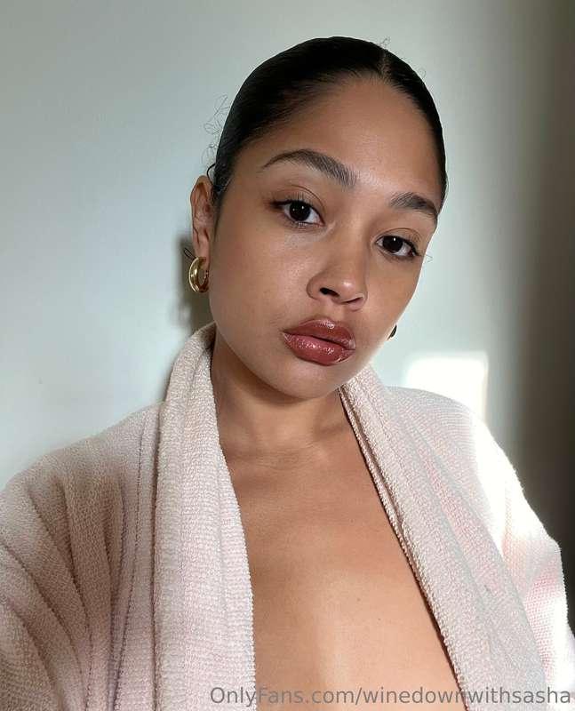 Happy Friday my loves 🫶🏽 

Any fun plans for this weekend?