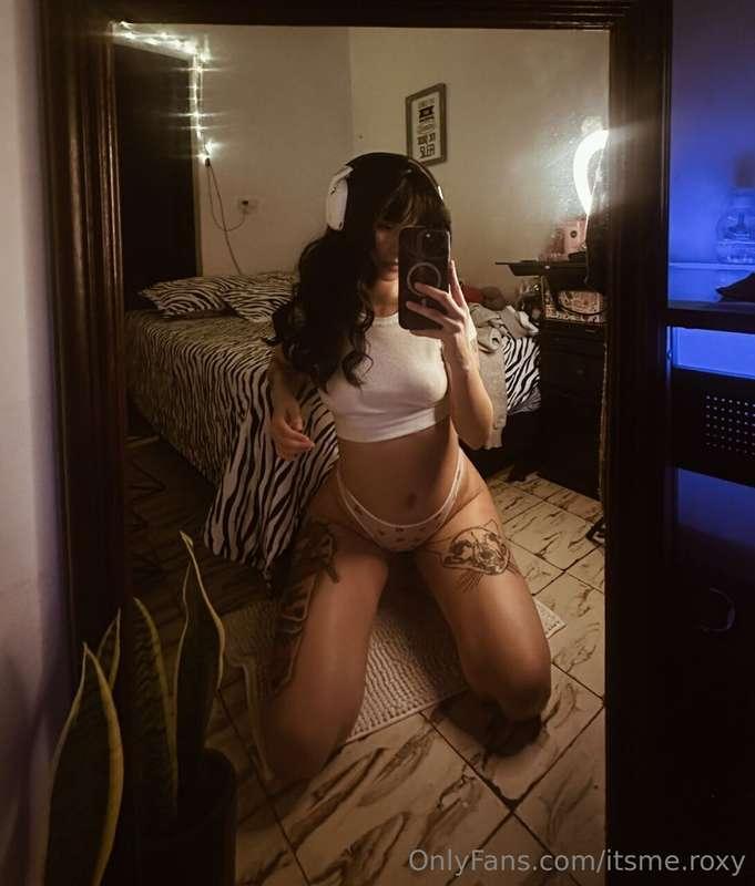 My first ever ppv, treat it right 😜🤭