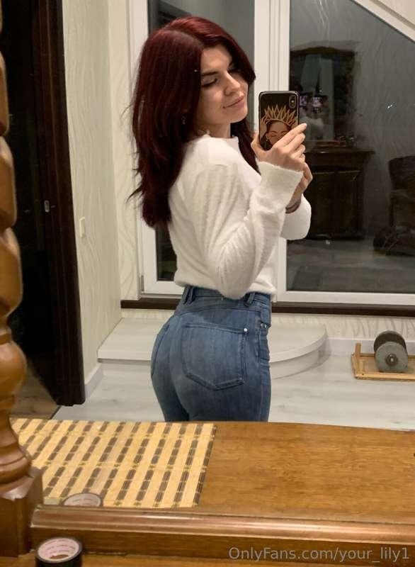 Tight pants aren't at the peak of popularity right now, but ..