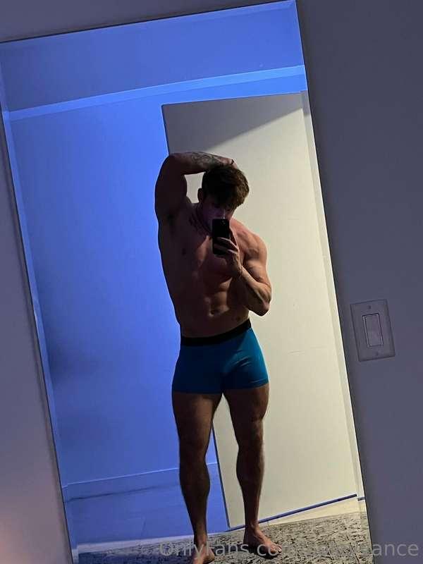😋
