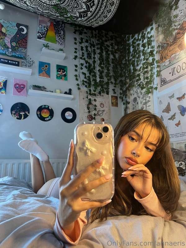leaving some space in the bed for ya ;))