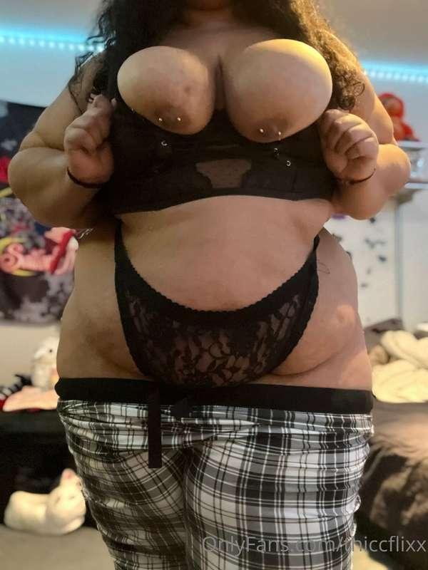 Should I really go on vacation and do content? Maybe tip so ..