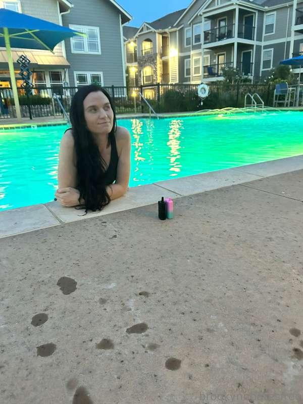 Goodbye to pool season 🖤