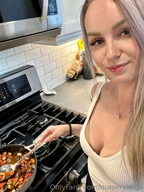 I love making food 😋 
This smells and tastes amazing 🔥
