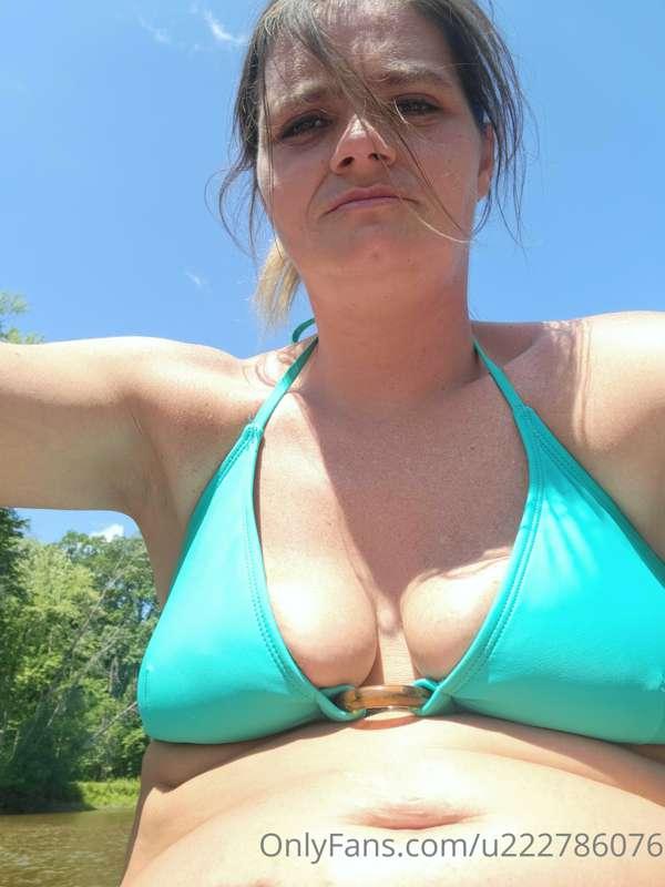 Out on the river enjoying this nice weather we have here.