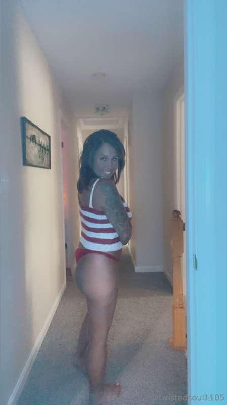 Happy Friday!! Send me a tip and ill send you something spec..