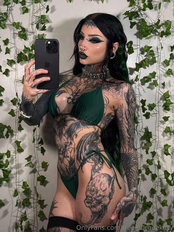 do i look good in green 💚@m0rguekitty 