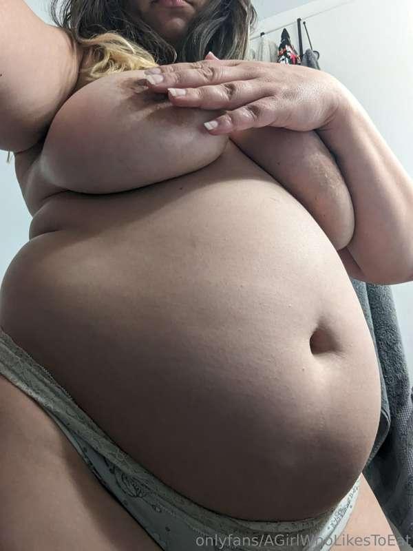 agirlwholikestoeat image #1