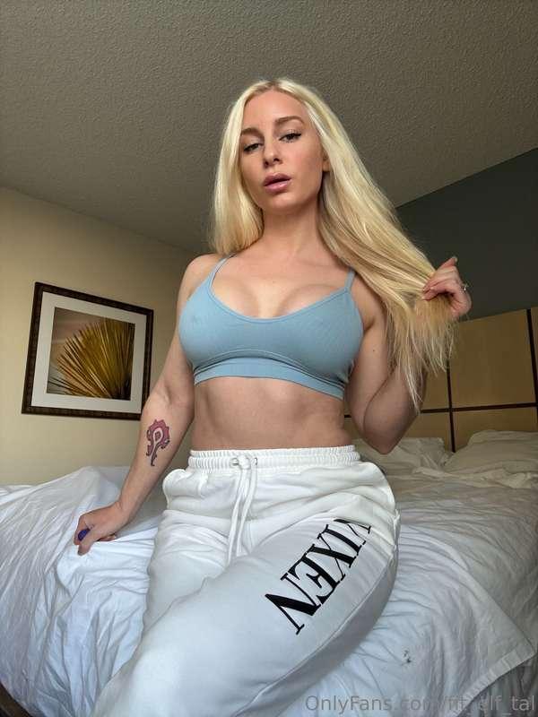 Good morning, tell me what you like and ill find my favorite..