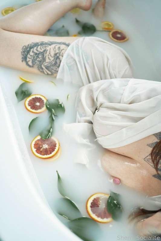 sherri_socialite image #0