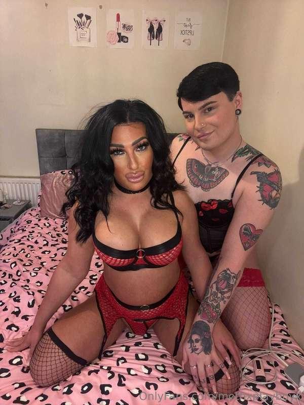 mothxplayboyx image #2