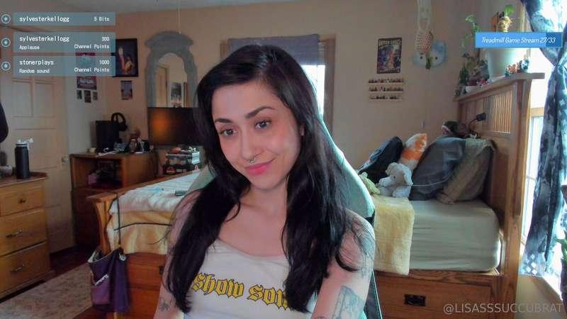 I don't have any new pics to post but I wanted to update tho..