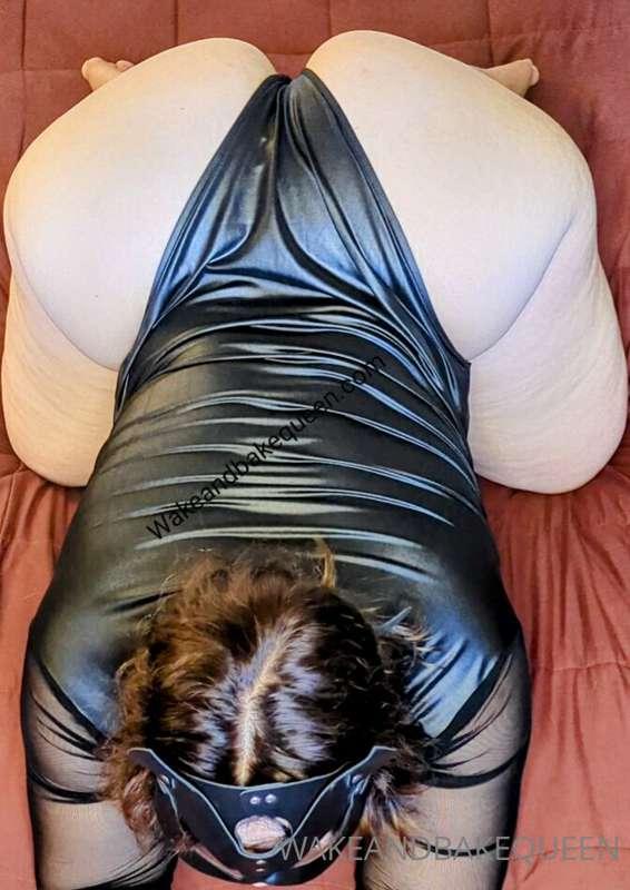 wakeandbakequeenfree image #0