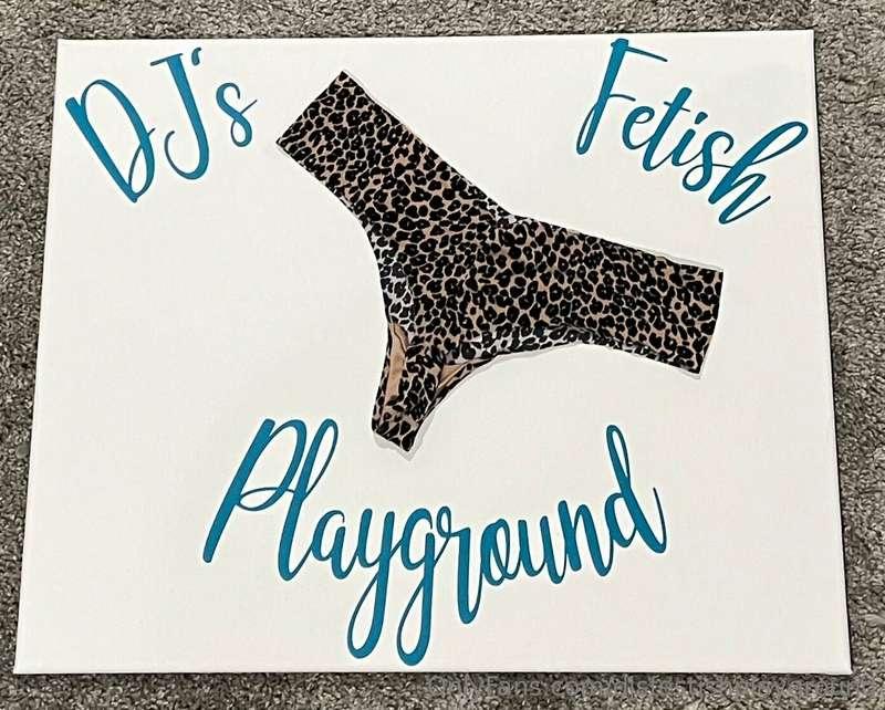 djsfetishplayground image #35