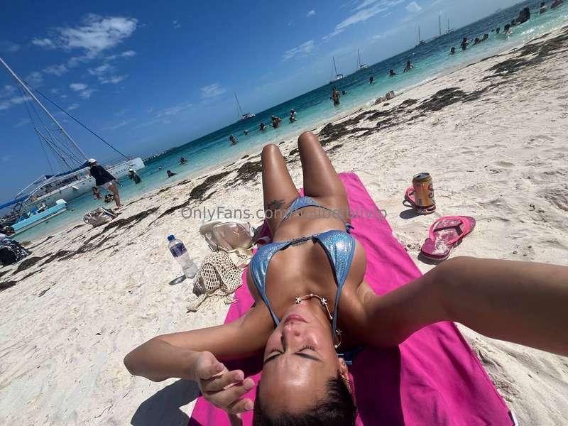 Días de playita 🥥 🌴 ☀️ 
